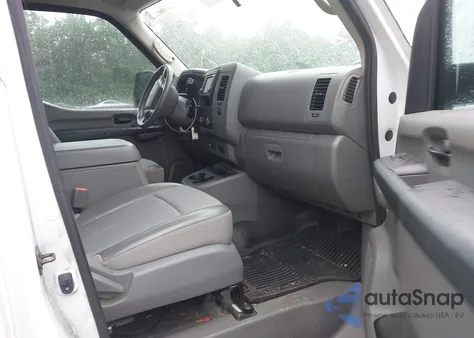 2018 Nissan Nv Cargo Nv2500 Hd Sv V6 z USA, uszkodzony, nr VIN 1N6BF0KY3JN813179